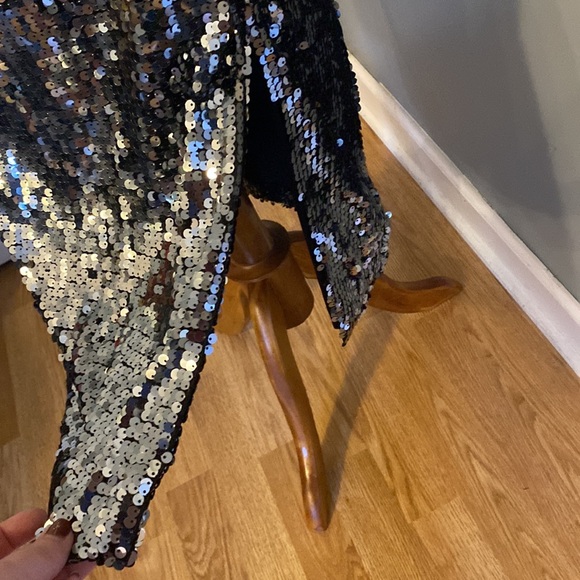NWT Nine West Sequin side slit midi form fitting skirt - Picture 2 of 3